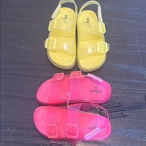 Kickers Vibrant Yellow and Pink Sandals Waterproof Comfort